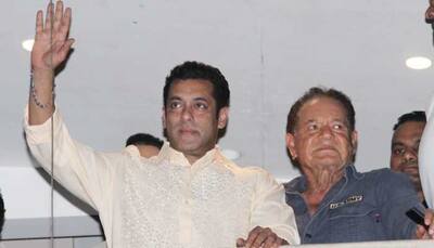 Salman Khan waves to cheering fans, wishes them Eid Mubarak — Pics