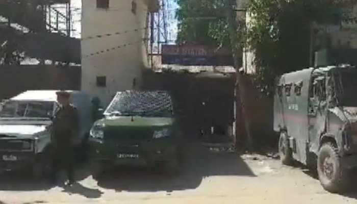 Police station in J&amp;K&#039;s Sopore attacked with grenade, area cordoned off