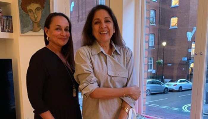 Neena Gupta, Soni Razdan are in &#039;London mood&#039;