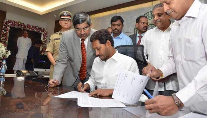 Andhra Pradesh CM Jagan Reddy assumes charge of his office, expands cabinet