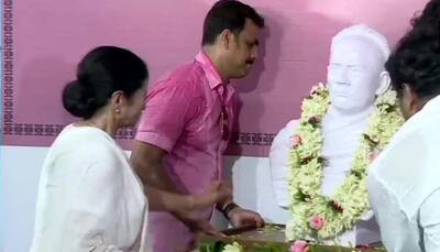 Plot underway to turn Bengal into Gujarat, Mamata Banerjee after installing Vidyasagar bust