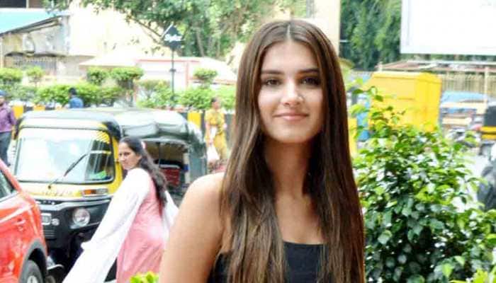 Tara Sutaria wows us in black as she gets clicked outside filmmaker Anees Bazmee&#039;s office