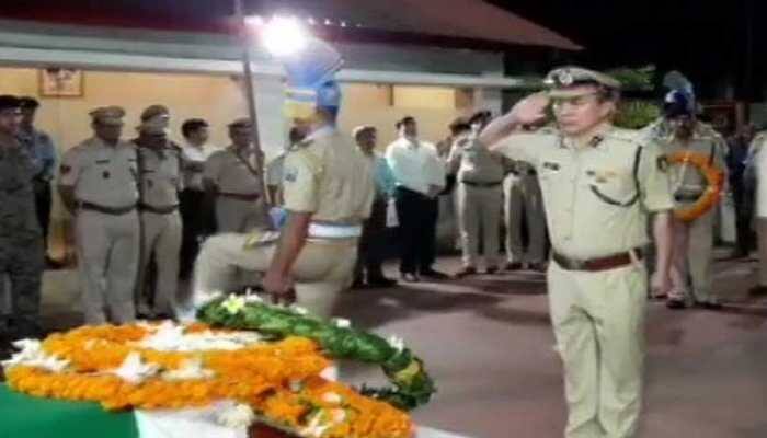 CRPF jawan injured in Saraikella Naxal blast dies, officers pay tribute