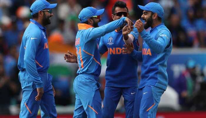 Cricket-lovers in Bhopal perform 'rudrabhishek' for India's win