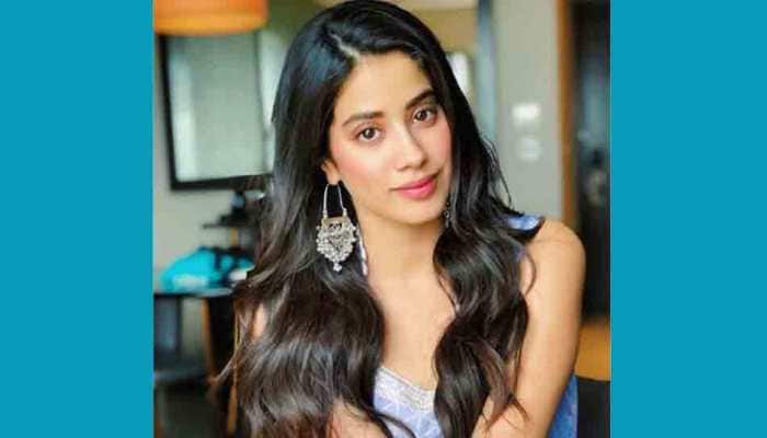 Janhvi Kapoor flaunts toned midriff, oozes oomph in belly dance video —  Check out | People News | Zee News
