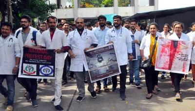 Junior doctors call off week-long strike after meeting West Bengal CM Mamata Banerjee