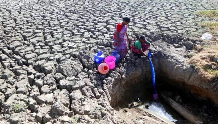 Water woes in Tamil Nadu: DMK holds protest, government says don&#039;t play politics