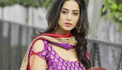 Atmosphere of fear is wrong: Mahie Gill on 'Fixer' set attack