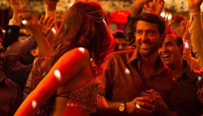 Super 30: Hrithik Roshan&#039;s &#039;Paisa&#039; song is all about money—Watch