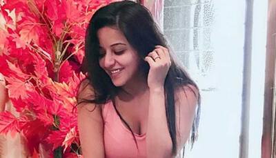 Monalisa sizzles in desi avatar wearing powder pink salwar-kameez—Pic proof