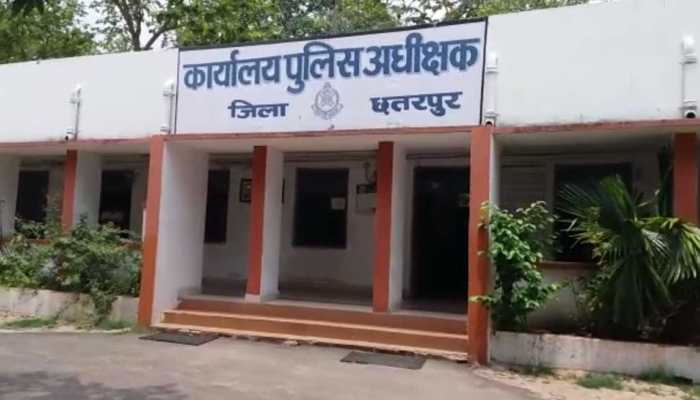 12-year-old hangs herself to death after watching horror show on mobile 12-year-old hangs herself to death after watching horror show on mobile