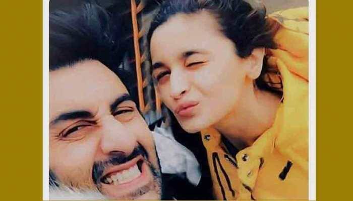 Alia Bhatt, Ranbir Kapoor spend time with family in New York, pose for selfie with fan — Pic