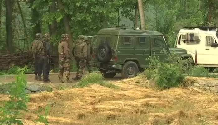 J&amp;K: One terrorist dead in encounter with security forces in Budgam&#039;s Kralpora area