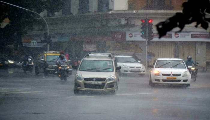 Familiar scenes of waterlogging as Mumbai gets heavy rainfall