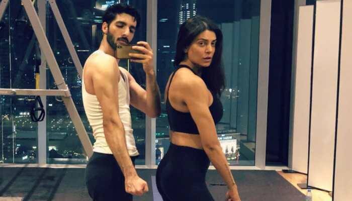 This pic of Sushmita Sen with boyfriend Rohman Shawl is love, actually
