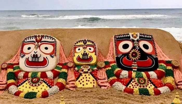 Rath Yatra 2019: Sudarsan Pattnaik pays sand art tribute to Lord Jagannath on Nabajouban Darshan—Pic proof