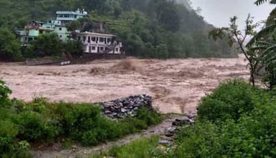Cloudburst causes flash floods in Uttarakhand