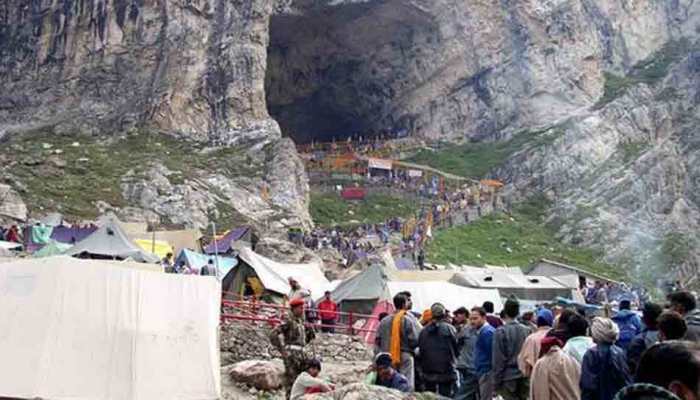 13 Amarnath pilgrims injured in bus accident in Jammu and Kashmir&#039;s Anantnag