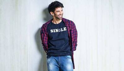 Aditya Roy Kapur cheers for team India in Manchester