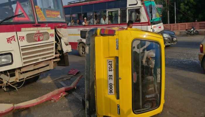 Bus rams into school van in Lucknow, at least four children injured