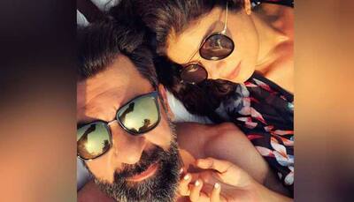 Yes, Pooja Batra is married to Nawab Shah - Details here