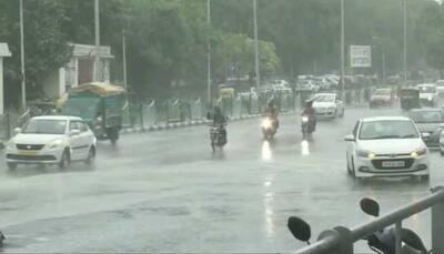 Heavy rain lashes Delhi and adjoining areas, brings relief from scorching heat