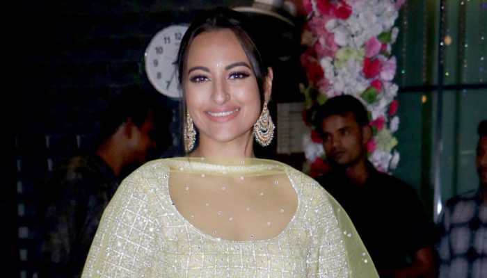 &#039;Rajjo&#039; Sonakshi Sinha sends love to fans