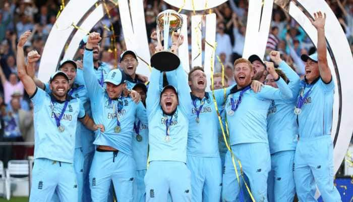 Watch: Moeen Ali, Adil Rashid hailed after leaving celebrations midway as champagne pops