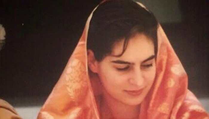 #SareeTwitter: Priyanka Gandhi Vadra shares throwback photo from her wedding day 22 years ago