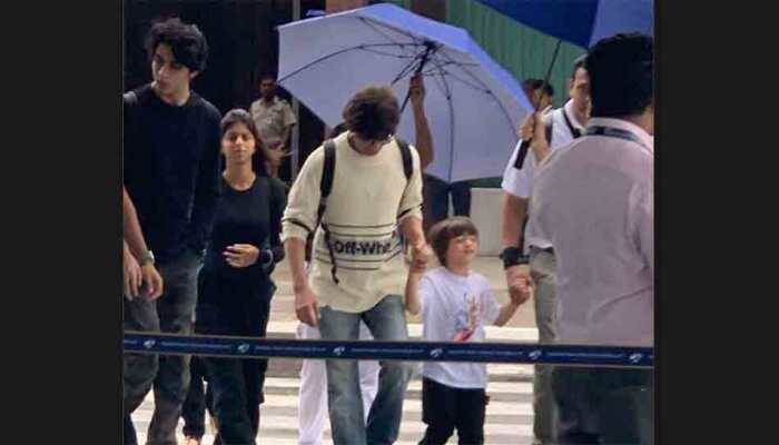 Shah Rukh Khan arrives in Maldives for family getaway — Pics
