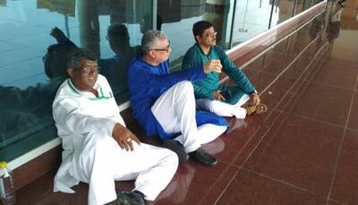 Derek O'Brien-led Trinamool Congress delegation, on way to meet Sonbhadra victims' families, stopped at Varanasi airport