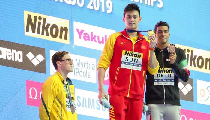 Fellow swimmers hail Mack Horton for podium protest