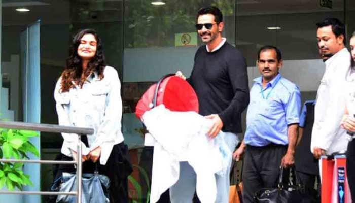 Arjun Rampal shares fresh picture with newborn baby boy — And its &#039;aww&#039;dorable