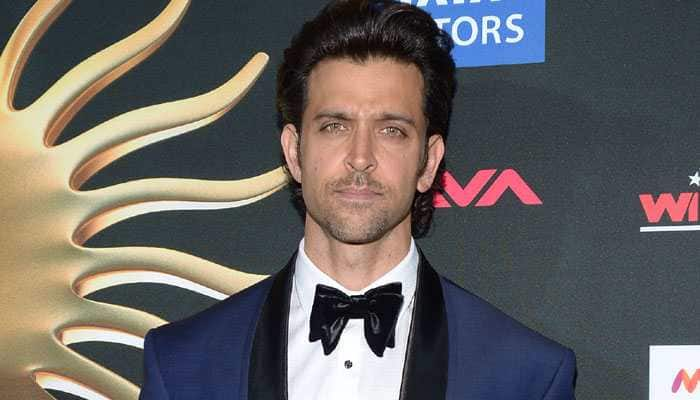 Hrithik Roshan&#039;s mom shakes a leg to &#039;Jugraafiya&#039;