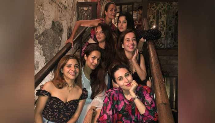 Malaika Arora, Karisma Kapoor, Amrita Arora, Seema Khan and others party in style - Pics