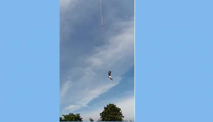 Man plunges to ground as bungee rope snaps, suffers severe injuries