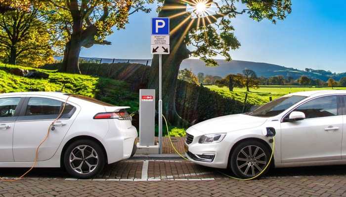 Major tax boost for electric vehicles, GST rates slashed to 5 %