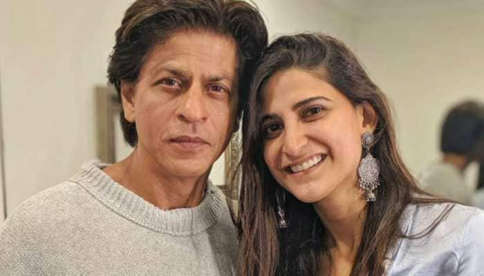 Shah Rukh Khan&#039;s &#039;surprise visit&#039; to Aahana Kumra and Viineet Kumar Singh&#039;s &#039;Betaal&#039; set