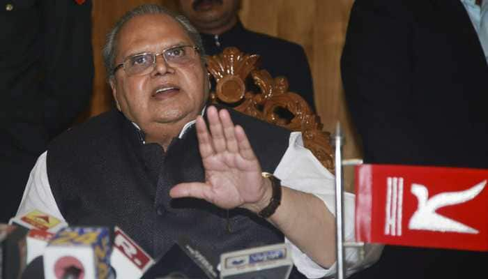 Don&#039;t believe in rumours, says Governor Satya Pal Malik as Mehbooba Mufti, others meet over &#039;panic&#039; in J&amp;K