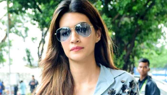 Kriti Sanon makes a stylish appearance at the airport—In pics