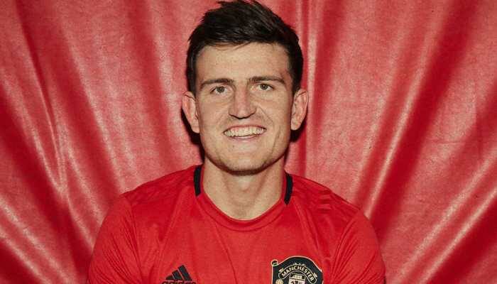 Manchester United sign England defender Harry Maguire