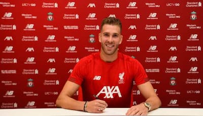 Liverpool sign former West Ham United goalkeeper Adrian