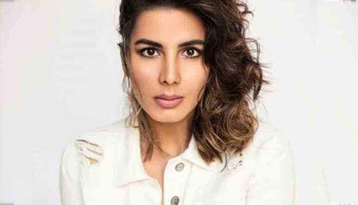 Kirti Kulhari to do Hindi remake of 'The Girl on the Train'?