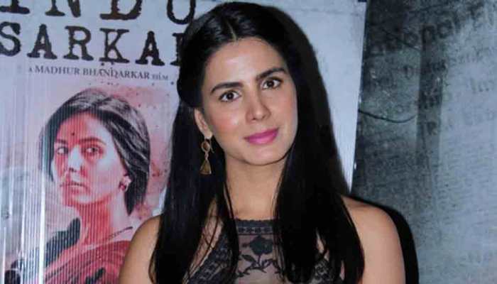 Kirti Kulhari's assurance to fan who said she should star in lead roles Kirti Kulhari's assurance to fan who said she should star in lead roles
