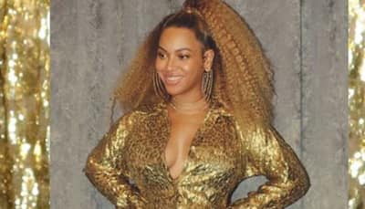 Beyonce's portrait in shimmery gold going on display at Smithsonian Gallery