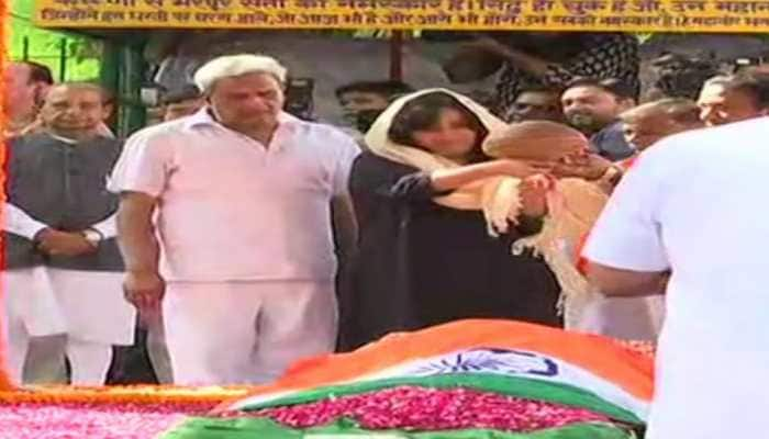 India bids teary farewell: Sushma Swaraj cremated with full state honours