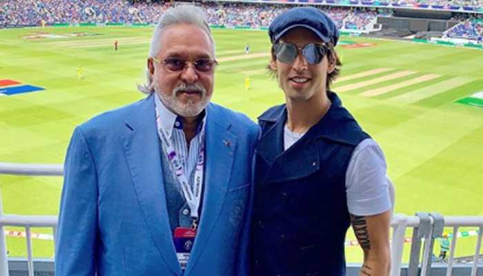 Beer baron Vijay Mallya's son celebrates a year without alcohol!