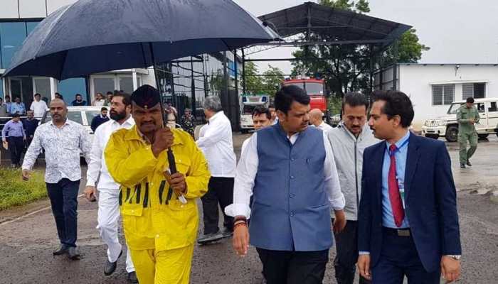 27 dead due to floods in Maharashtra, over 2 lakh people evacuated