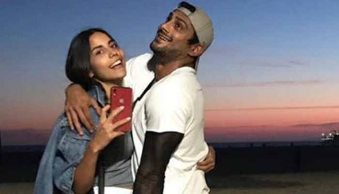 Prateik Babbar and wife Sanya Sagar's vacay pics are full of mush and love—Pics