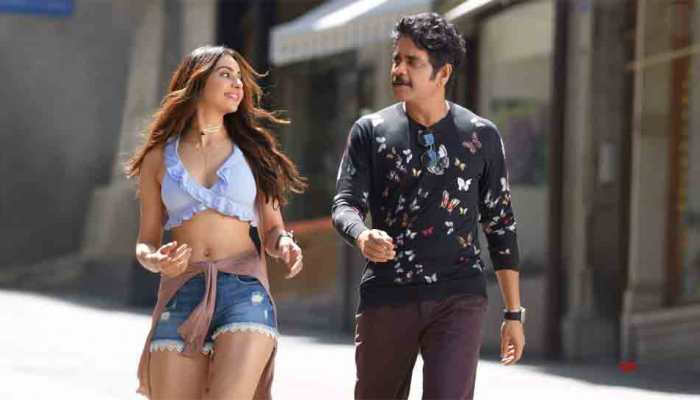 Manmadhudu 2: Chinmayi Sripaada gets trolled for Rakul Preet's liplock scene Manmadhudu 2: Chinmayi Sripaada gets trolled for Rakul Preet's liplock scene